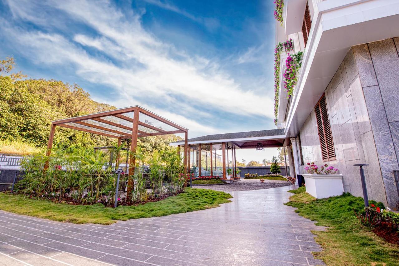 Leela Resort, The Exotic Boutique Hotel - Pure Veg Mahabaleshwar Luaran gambar