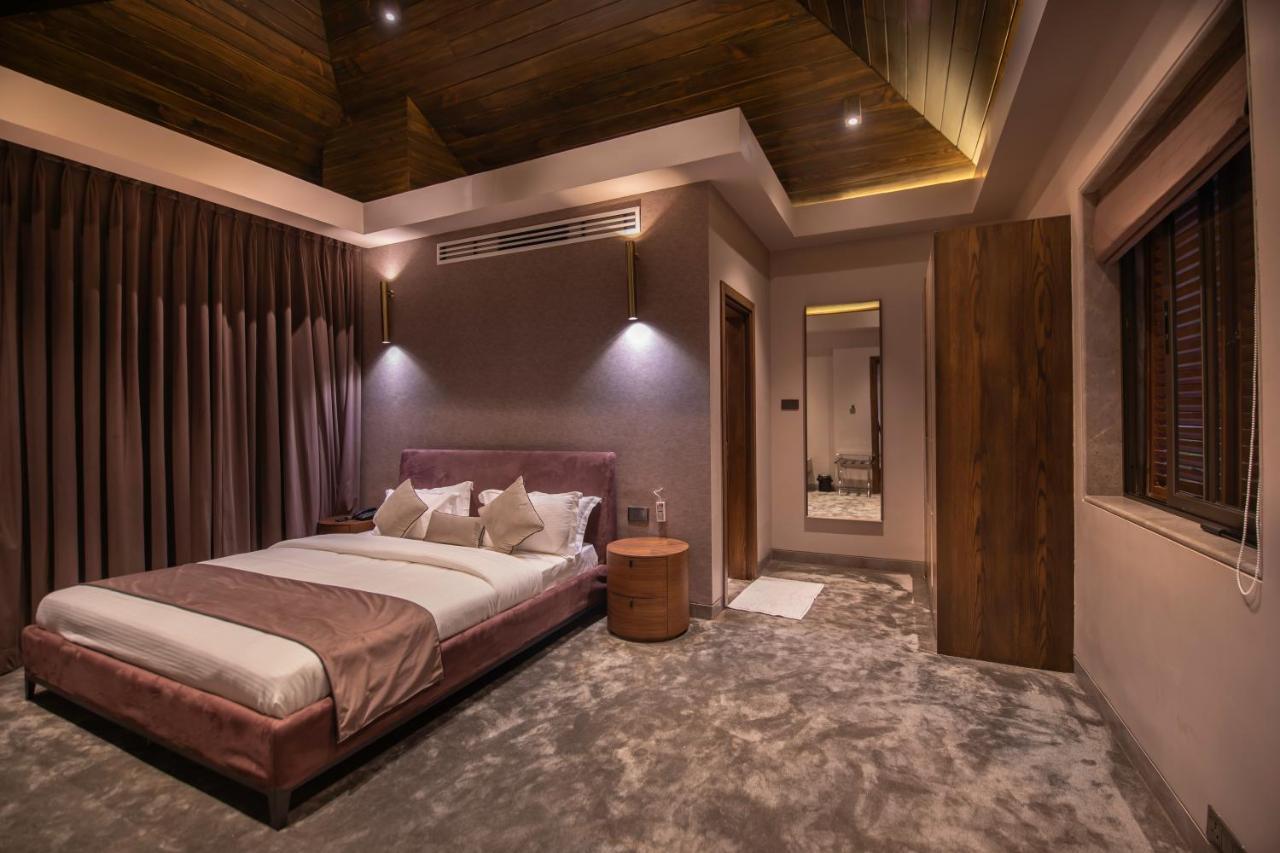 Leela Resort, The Exotic Boutique Hotel - Pure Veg Mahabaleshwar Luaran gambar