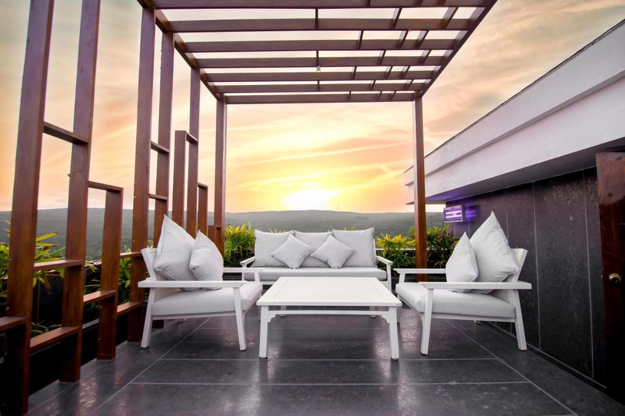 Leela Resort, The Exotic Boutique Hotel - Pure Veg Mahabaleshwar Luaran gambar