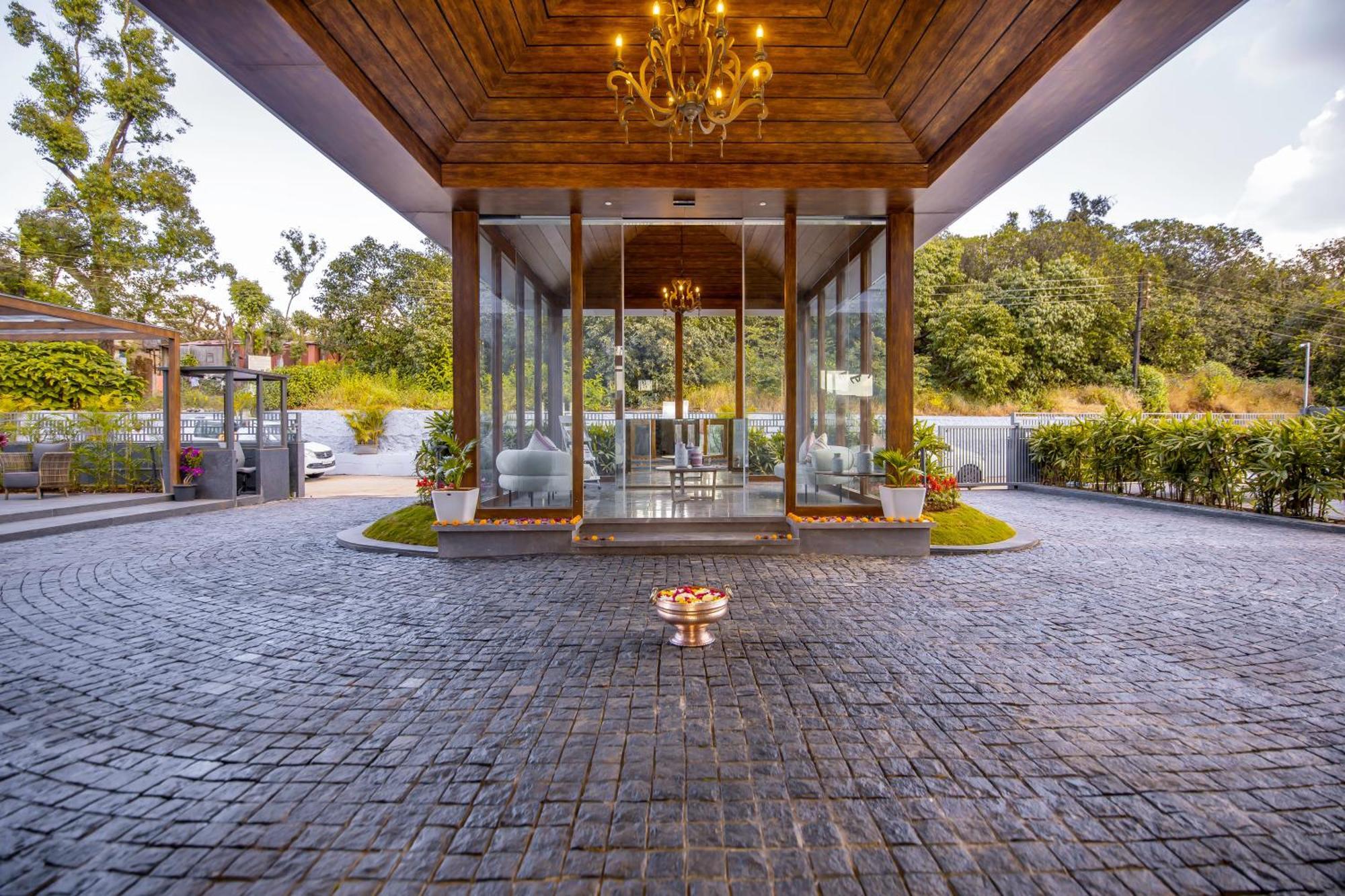Leela Resort, The Exotic Boutique Hotel - Pure Veg Mahabaleshwar Luaran gambar