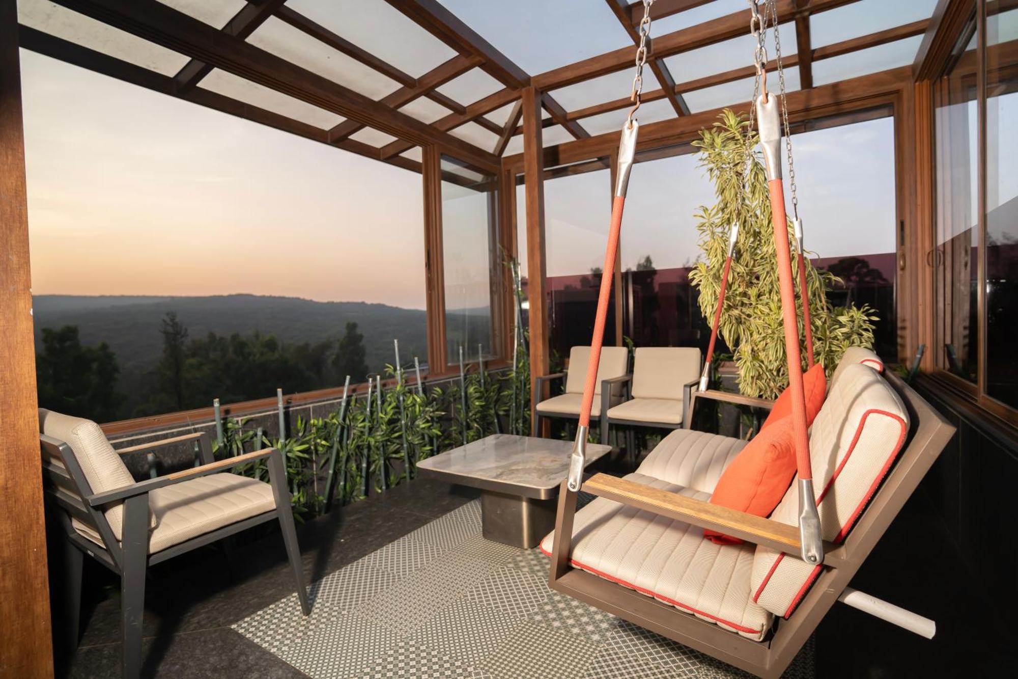 Leela Resort, The Exotic Boutique Hotel - Pure Veg Mahabaleshwar Luaran gambar